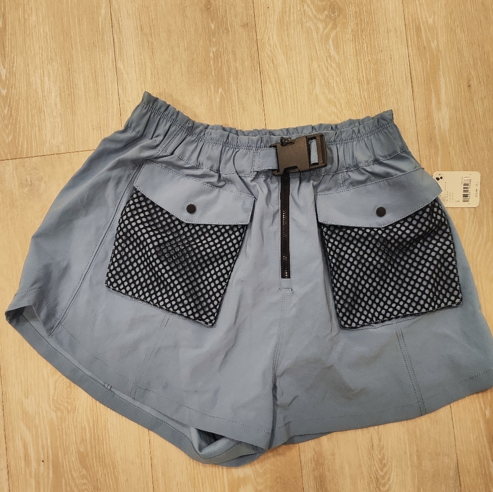 NWT FREE PEOPLE ADVENTURE SHORTS  CERAMIC SEAFOAM